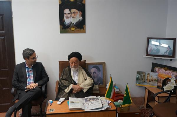 نماینده ولی فقیه در استان سمنان :  اداره کل ارتباطات و فناوری اطلاعات میدان اشتغالزایی است