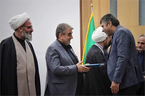 تقدیر ویژه از اداره کل ارتباطات و فناوری اطلاعات استان سمنان در اجلاسیه استانی نماز