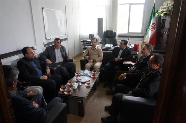 وزیرارتباطات دردهه فجربه استان سمنان سفرمی‌کند