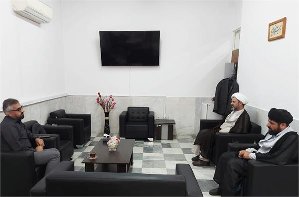 دیدار مدیر حوزه علمیه خواهران سمنان با نماینده ارشد وزارت ارتباطات و فناوری اطلاعات در استان