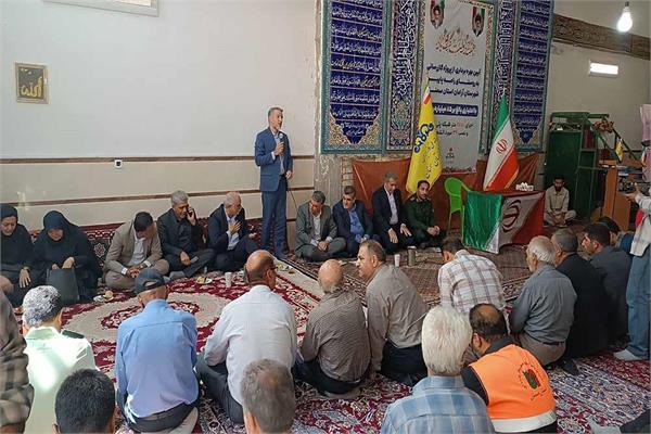 طرح مشکلات ارتباطی روستای رامه پایین شهرستان آرادان با سرپرست اداره کل ارتباطات استان سمنان