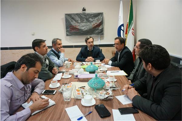 زیرساختهای ارتباطی استان سمنان مناسب دولت الکترونیک است