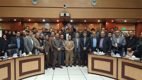 استاندار سمنان : روابط عمومی ها تنها امید دولت هستند