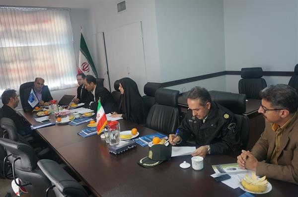 مدیر کل ارتباطات و فناوری اطلاعات استان سمنان : وظیفه اصلی کارگروه پدافند غیر عامل احصاء مراکز مهم و حساس است